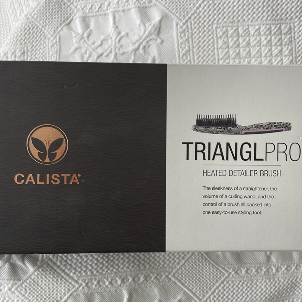 NWOT Calista triangle pro heated detailer brush pink snakeskin hair styling tool - Picture 2 of 9